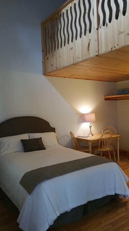 Lenroot Lodge Seeley Luaran gambar